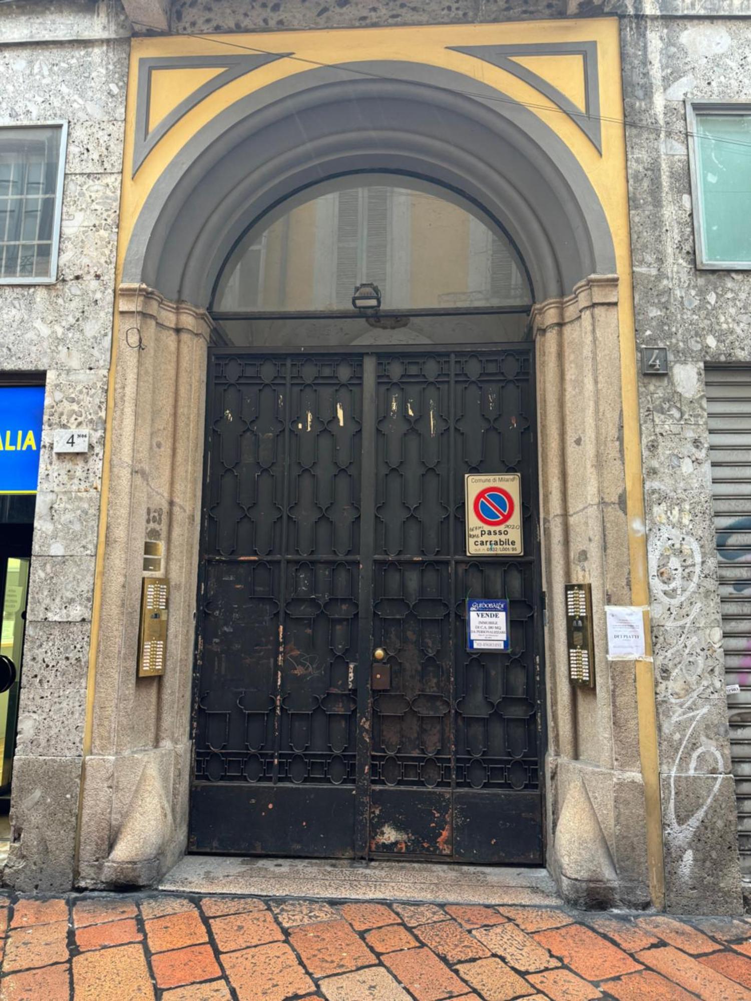 Free 30 Minutes Preemptive Cognitive Disconnect Therapy Price Location Real Duomo Palace Mini Suite Milão Exterior foto